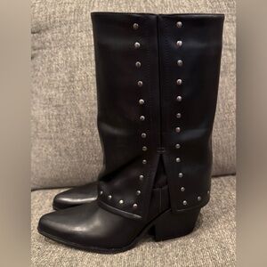 NIB Sincerely Jules “Carter” Half-calf boots with Silver Studs